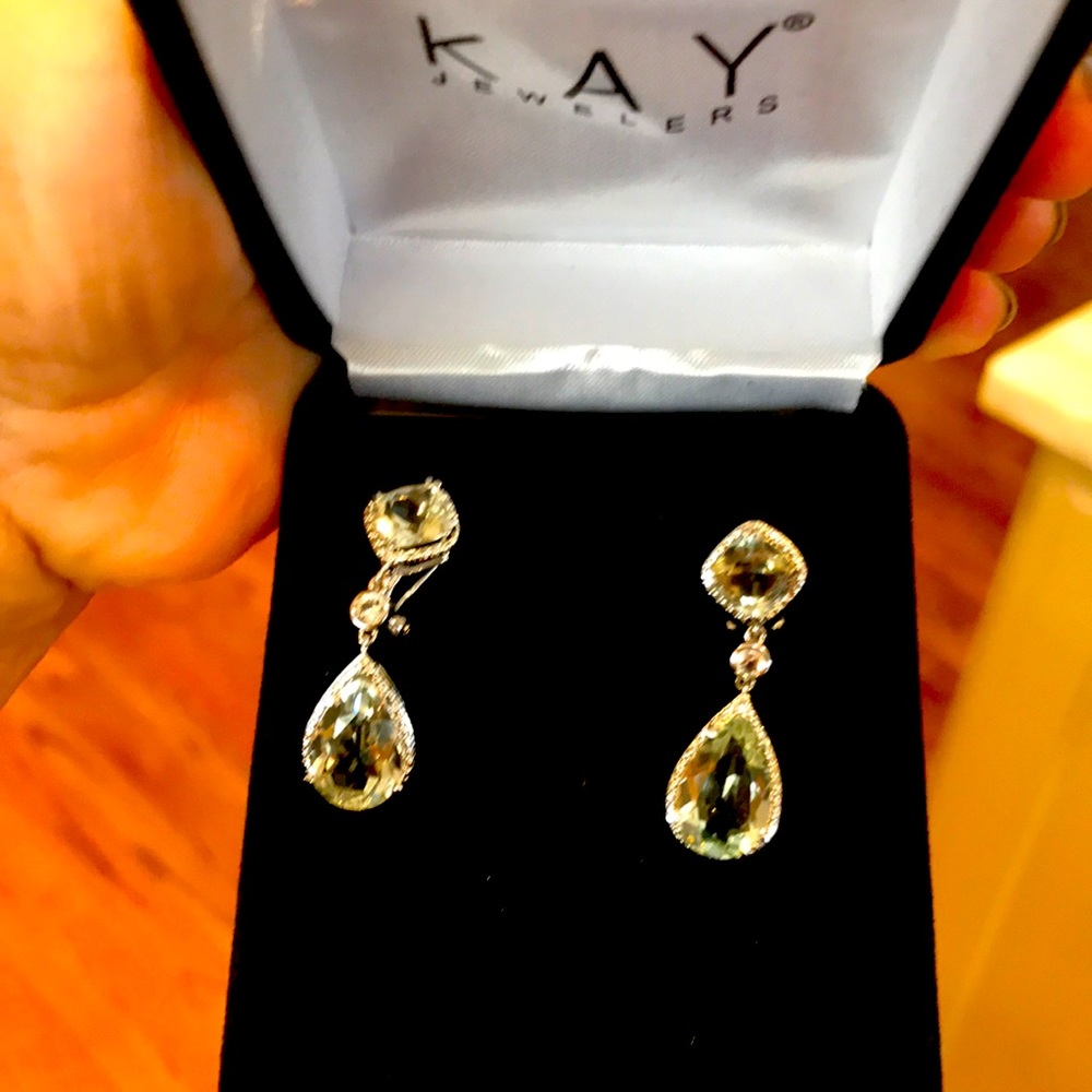 Drop style pierced earrings